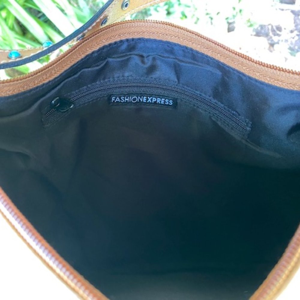 Shoulder Bag - Picture 6 of 9